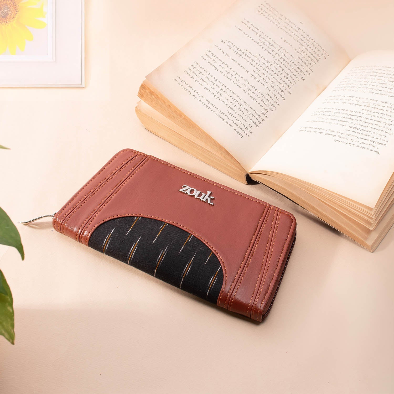 ArikaZipperWallet_4_925c2a71-2491-42a6-bb91-bdd4dba2ea94.jpg Arika Zipper Wallet - Ikat GreRe - Image 1