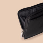 Kashmir Blooms Eda Card Case - Image 4