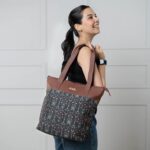 Taj Guldasta Everyday Tote Bag - Image 10