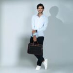 Ikat GreRed Laptop Bag - Image 2