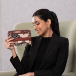 Mughal Motif Classic Zipper Wallet - Image 2