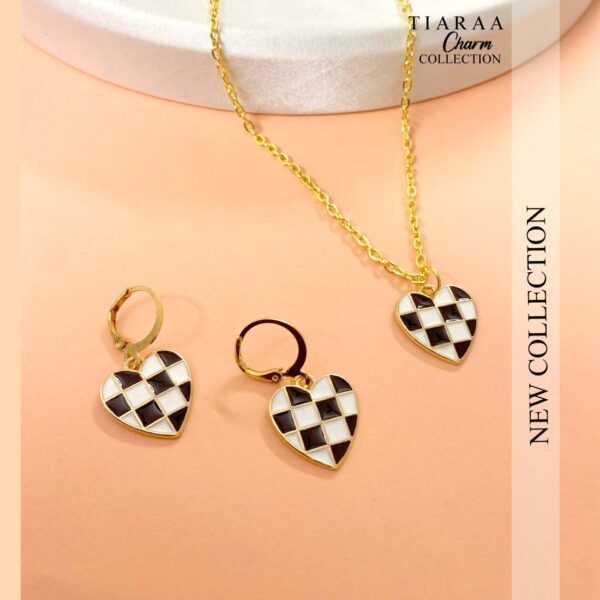 Heart Checked Pendant Charm Necklace