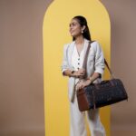 Taj Guldasta Weekender Duffle Bag - Image 2
