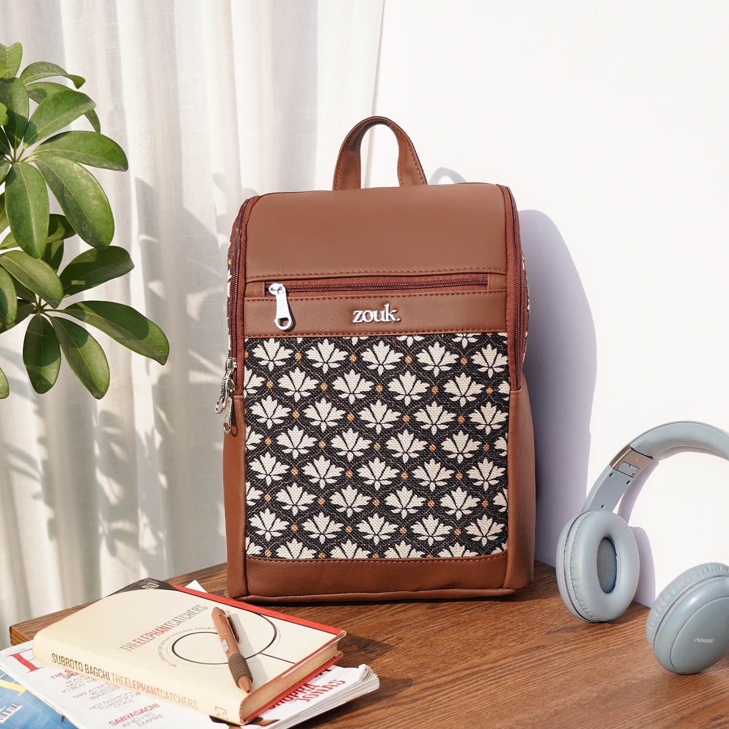 Bidri_Kaiser_Amalia_Daypack.jpg Bidri Kaiser Amalia Daypack - Image 1