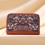 Kashmir Blooms Chain Wallet - Image 2