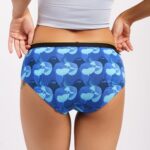 Hipsters - Nosy - Image 4