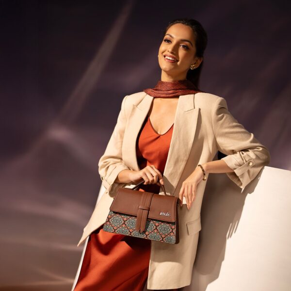 Kriti Sanon - Kolkata Nouveau Iconic Evening Satchel