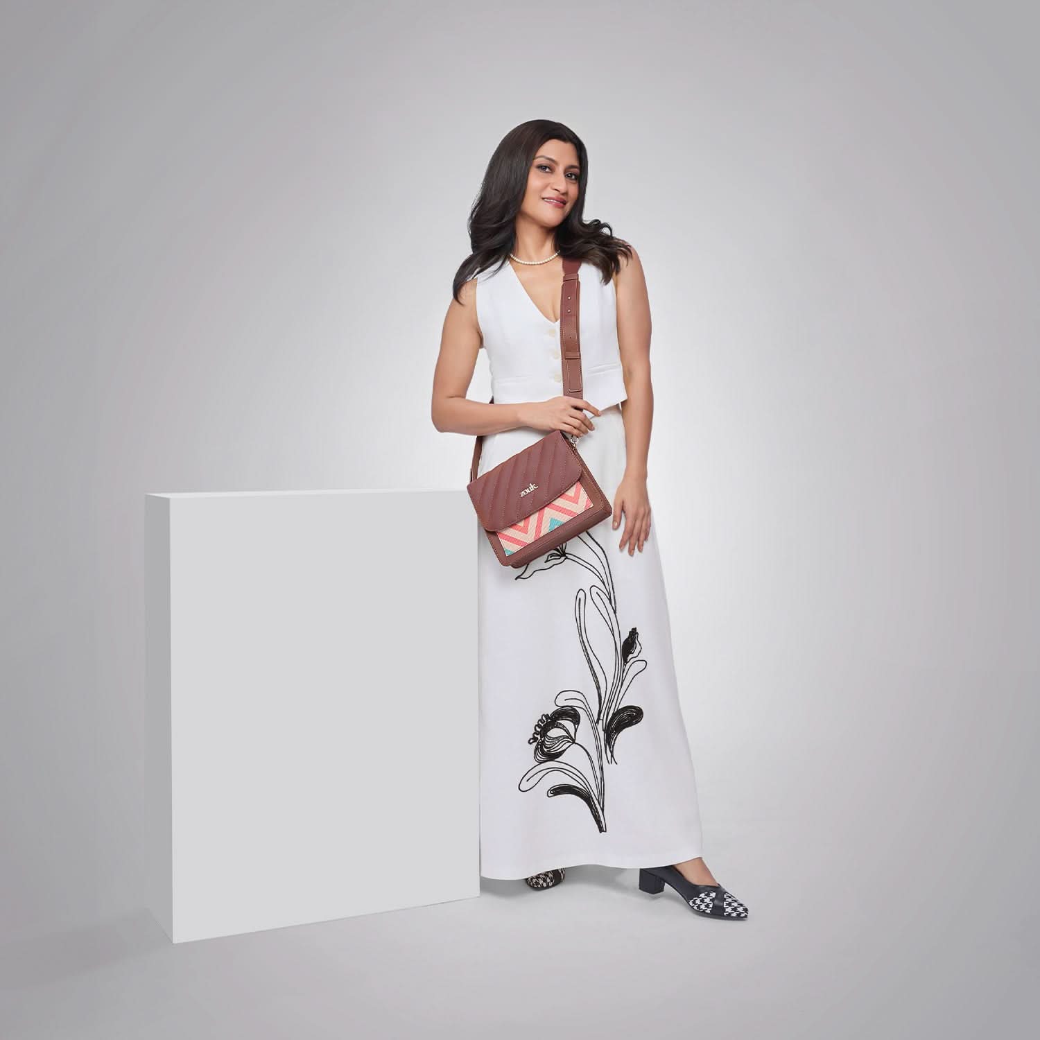 WavBeachBeyondBasicSlingBag_1e798637-b317-4c54-8d86-13c6e184ae48.jpg WavBeach Beyond Basic Sling Bag - Image 1