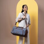 Bombay Houndstooth Weekender Duffle Bag - Image 2